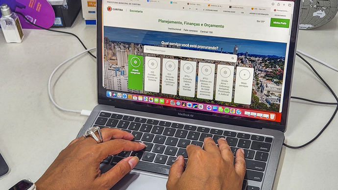 Uma empresa leva em média apenas 2 horas para ser aberta em Curitiba. Foto: Pedro Ribas/SMCS