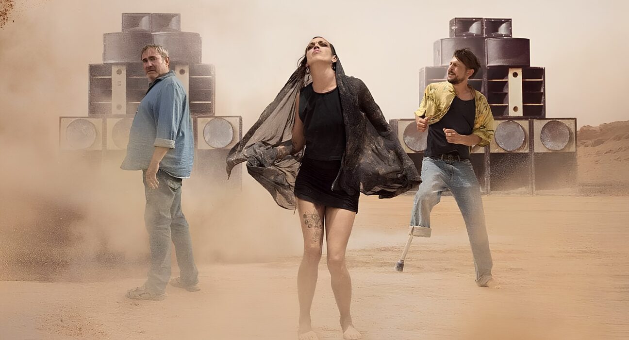 Cena do filme 'Sirât', de Oliver Laxe